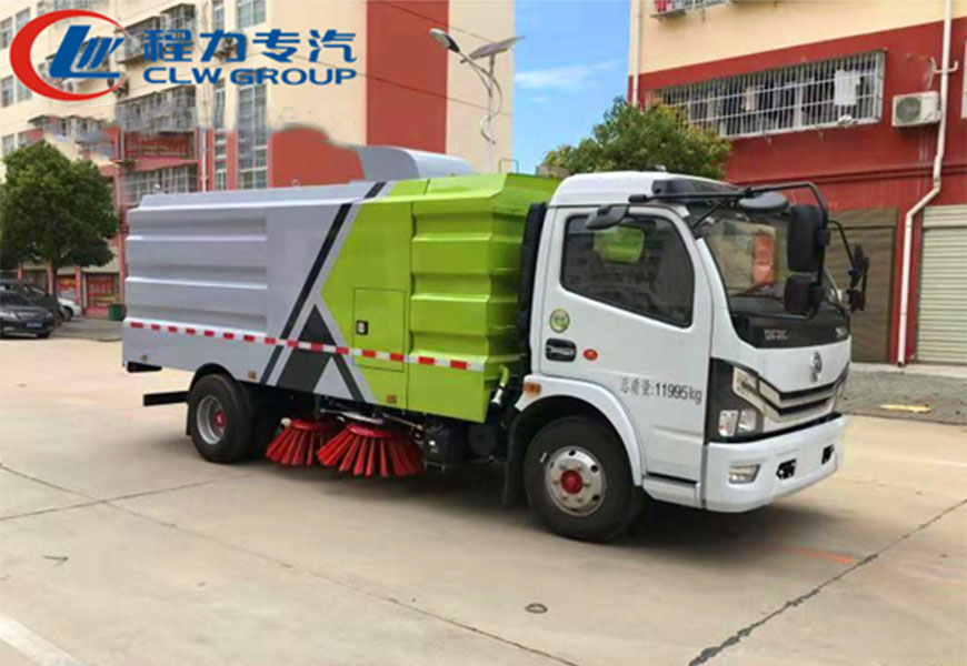 東風(fēng)多利卡8方掃路車(chē)圖片